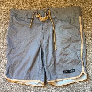 United By Blue Men's Gray and Tan Hybrid Shorts
